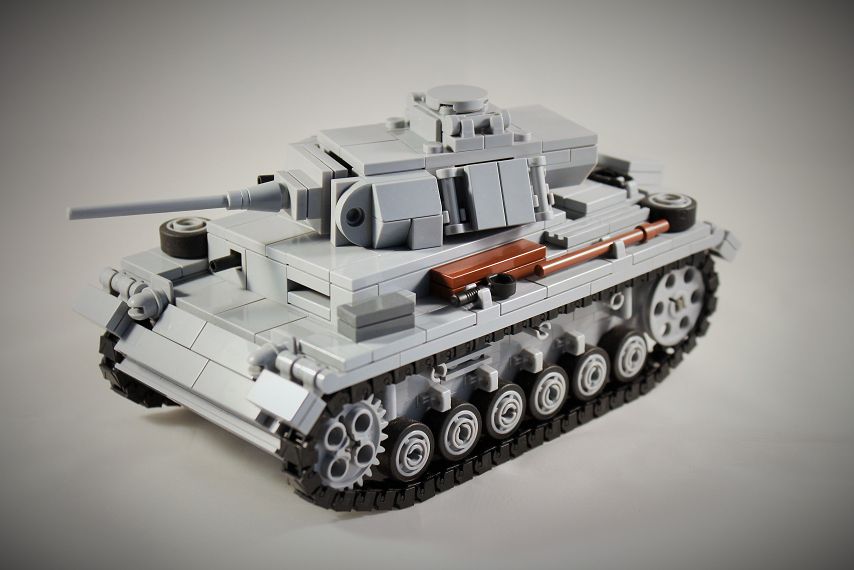 WWII MODELLE / FAHRZEUGE / GESCHÜTZE