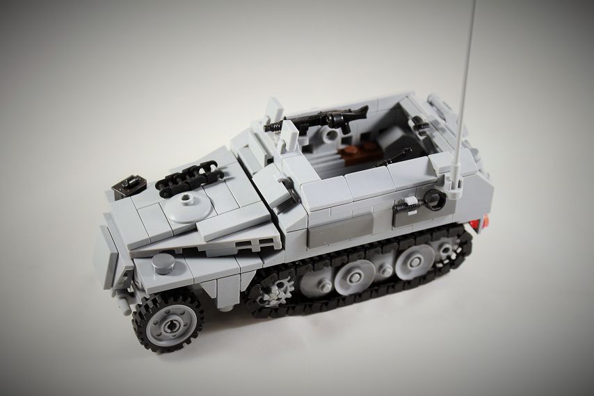 WWII Wehrmacht Fahrzeug SdKfz 250 late aus LEGO® Teilen