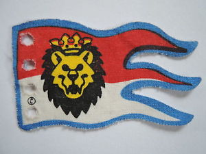 8x5 Flagge / Fahne / Banner mit Löwe aus Stoff weiss