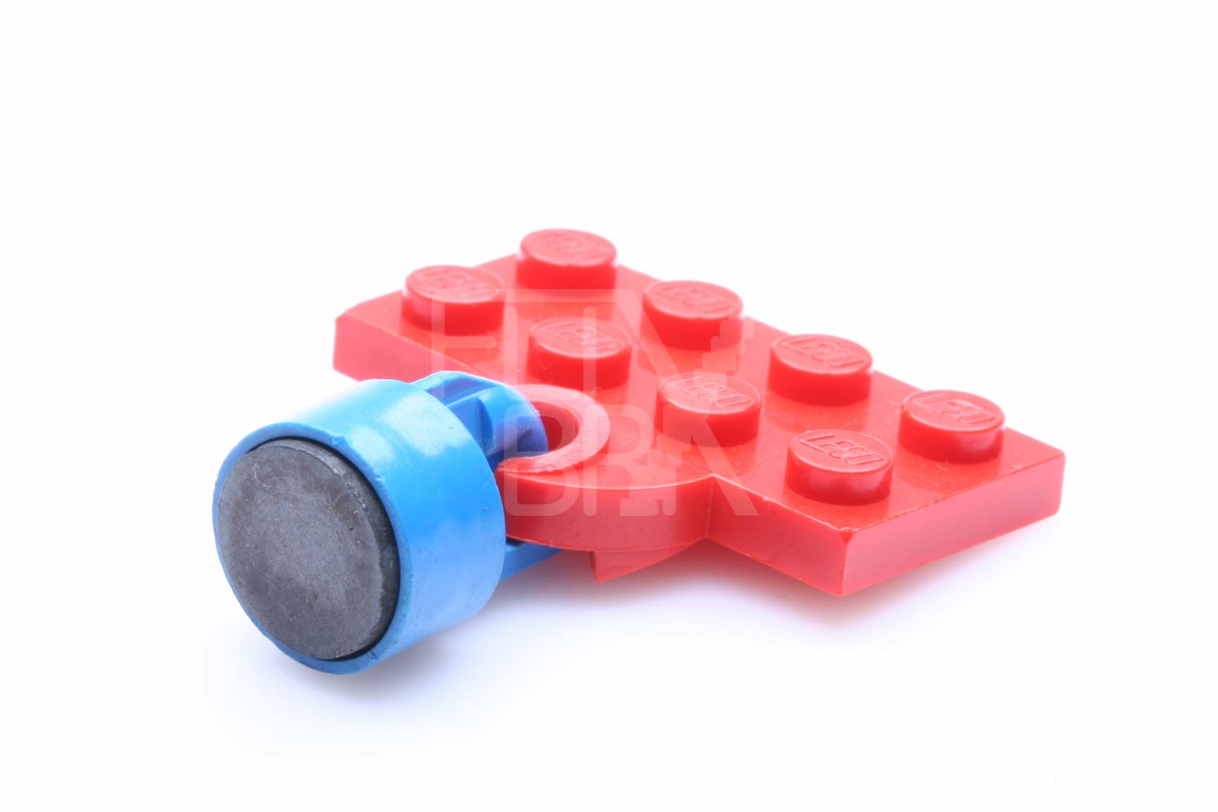 2x4 modifizierte Platte mit Magnet für Züge blau