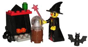 LEGO® Castle Fright Knights Set 2872 Witch and Fireplace 
