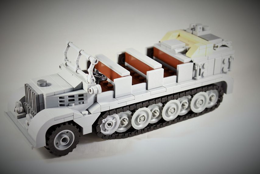 WWII Wehrmacht Fahrzeug SdKfz 7 aus LEGO® Teilen