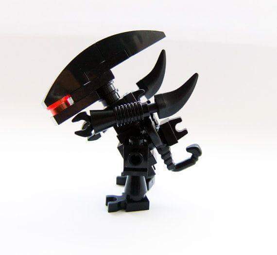 Alien der Film die Figur aus LEGO-Teilen Version 1