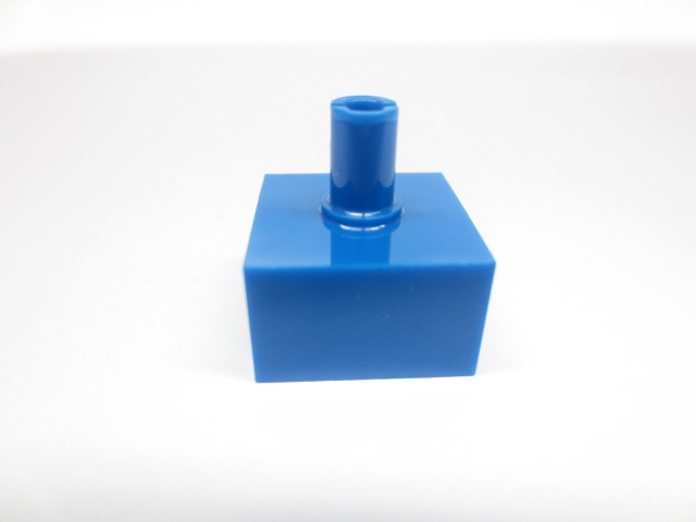 2x2x1 Stein mit Pin vertikal oben blau